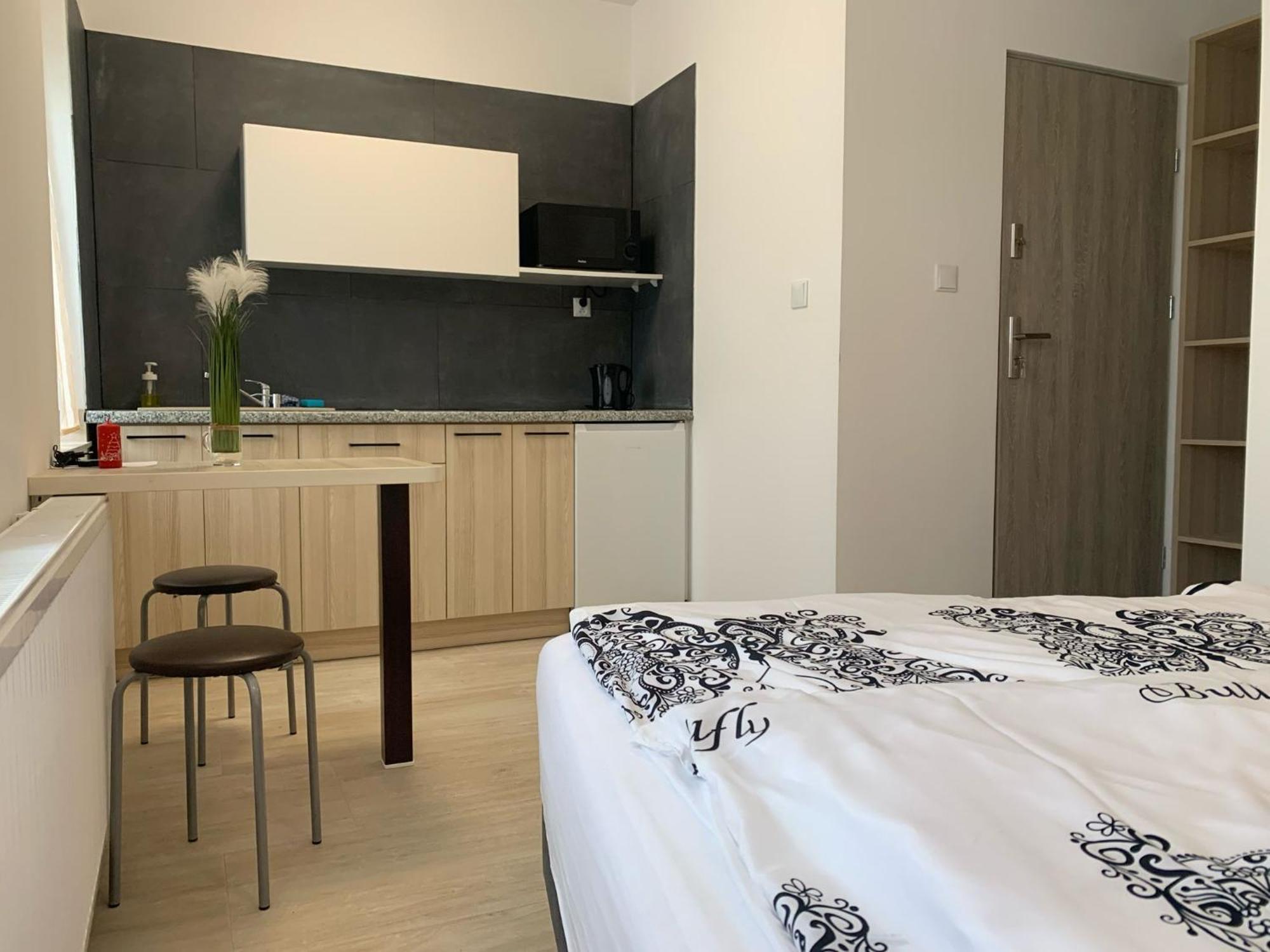 Apartamenty Sw.Rocha 비아위스토크 외부 사진