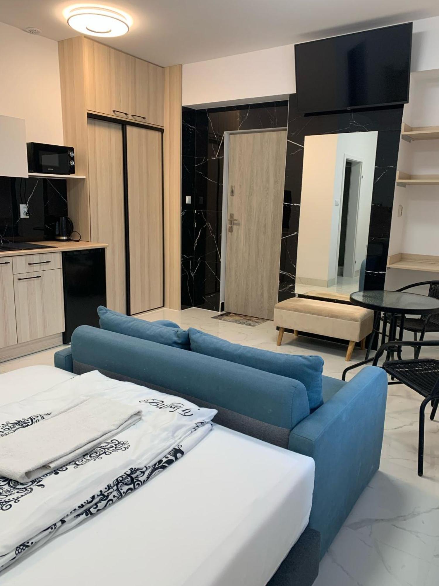 Apartamenty Sw.Rocha 비아위스토크 외부 사진